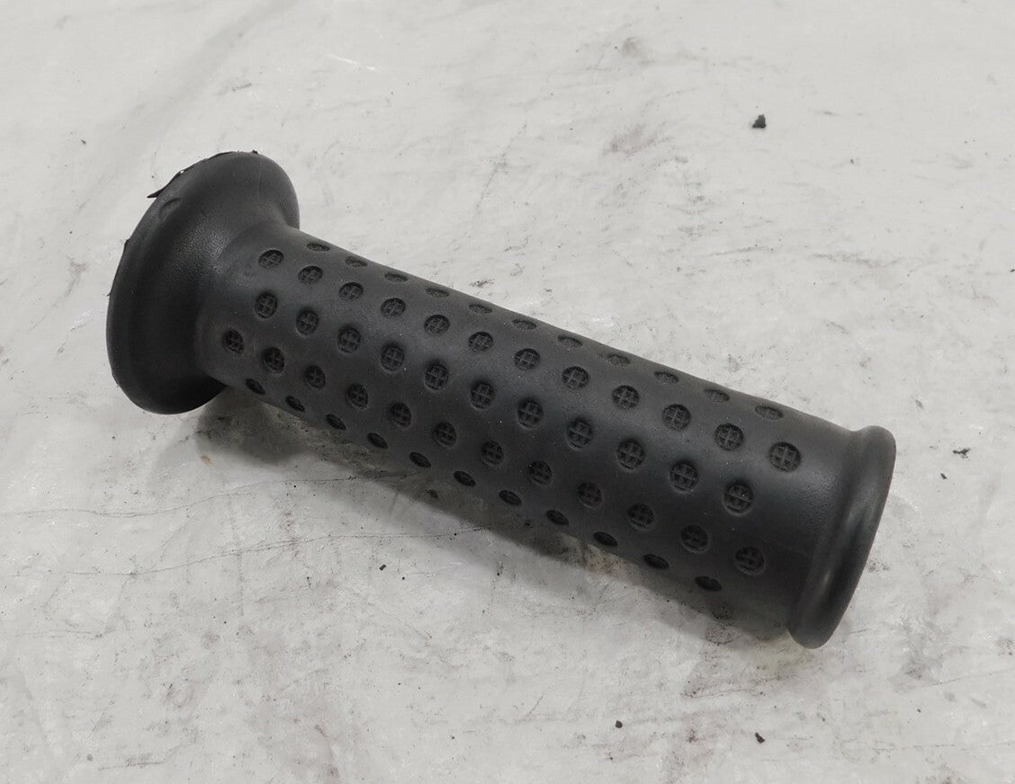 Aprilia Gilera Vespa Granturismo Left Handlebar Handle Bar Rubber Hand Grip Tube - C3 Cycle