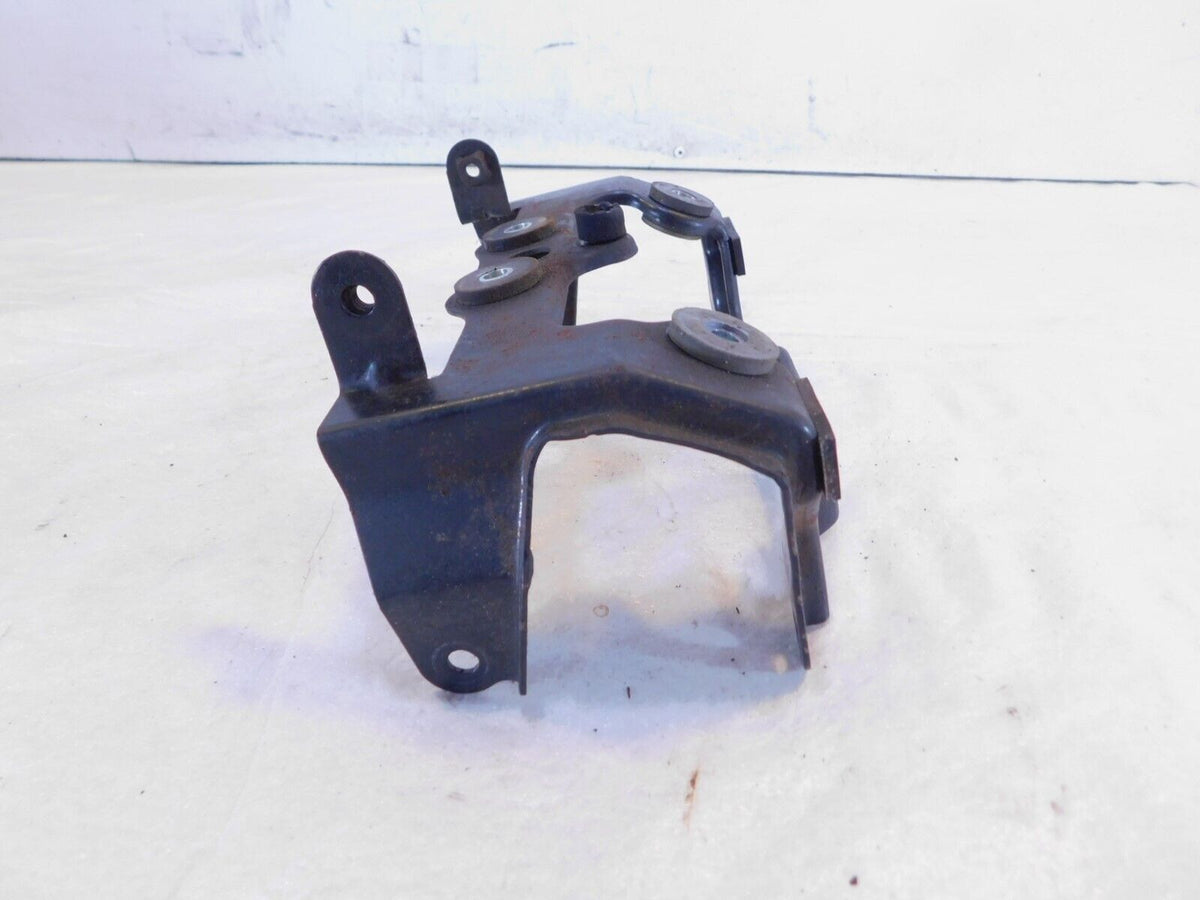 1990 1991 1992 1993 Kawasaki Ninja ZX6 ZX600D Rear Tail Mount Bracket 11046-1950 - C3 Cycle