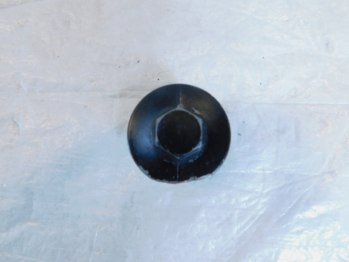 Kawasaki Vulcan 800 900 1500 1600 Classic Nomad Black Engine Oil Filter Bolt Cap - C3 Cycle