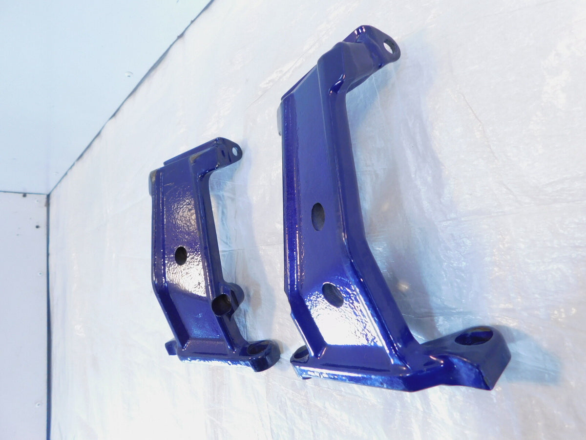 Yamaha Royal Star Tour Deluxe & Venture Front Footboard Footrest Bracket Mounts
