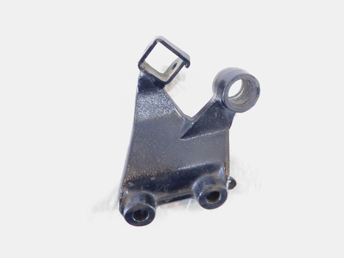 1996-2007 Yamaha V-Max 1200 VMX12 Front Right Foot Peg Footrest Bracket Mount - C3 Cycle