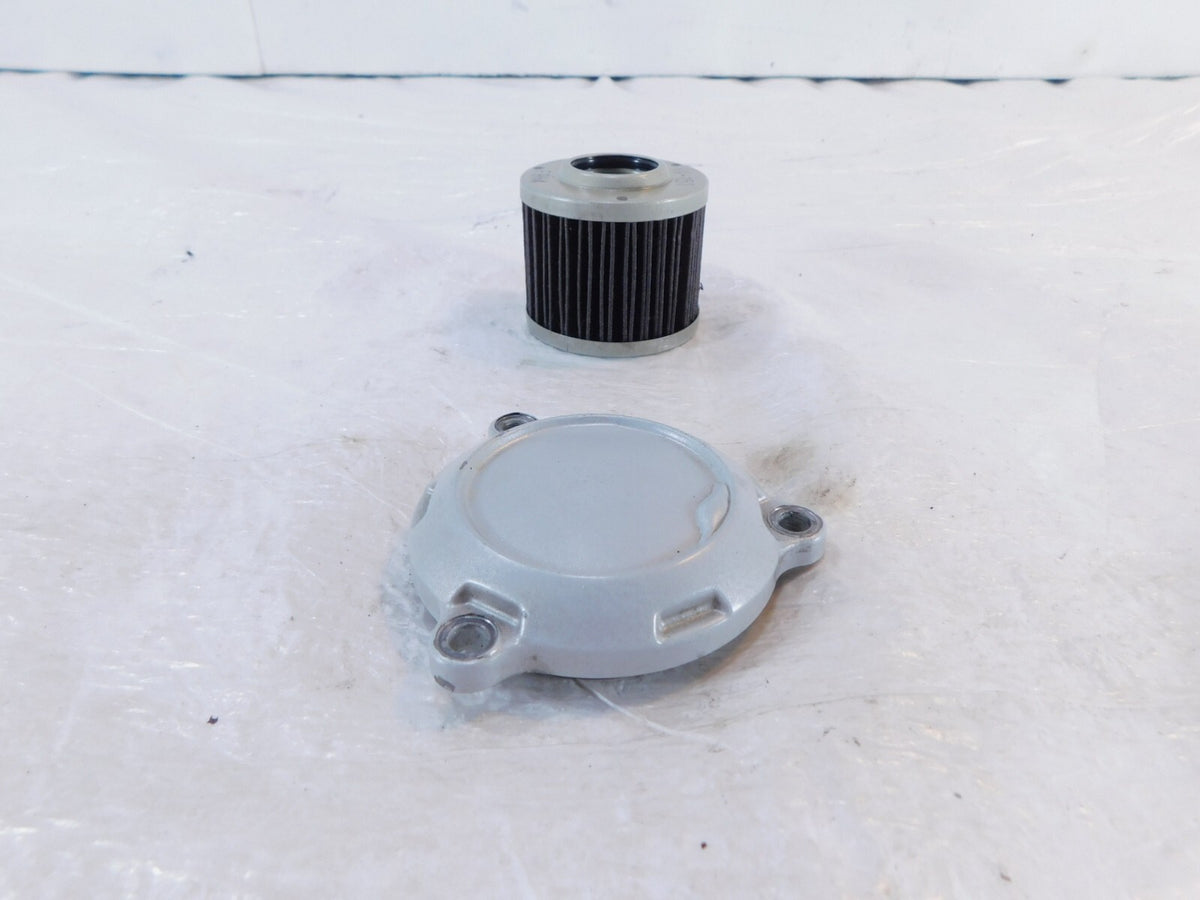 BMW F650CS & F650GS Dakar Engine Motor Crankcase Oil Filter & Covering Cap - C3 Cycle