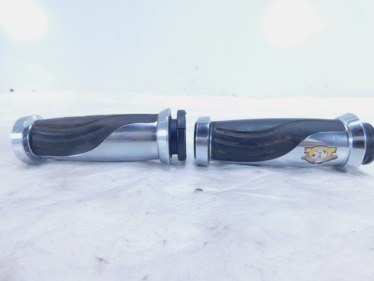 Harley Davidson Touring Dyna Sportster & Softail Left Right Handlebar Hand Grips - C3 Cycle