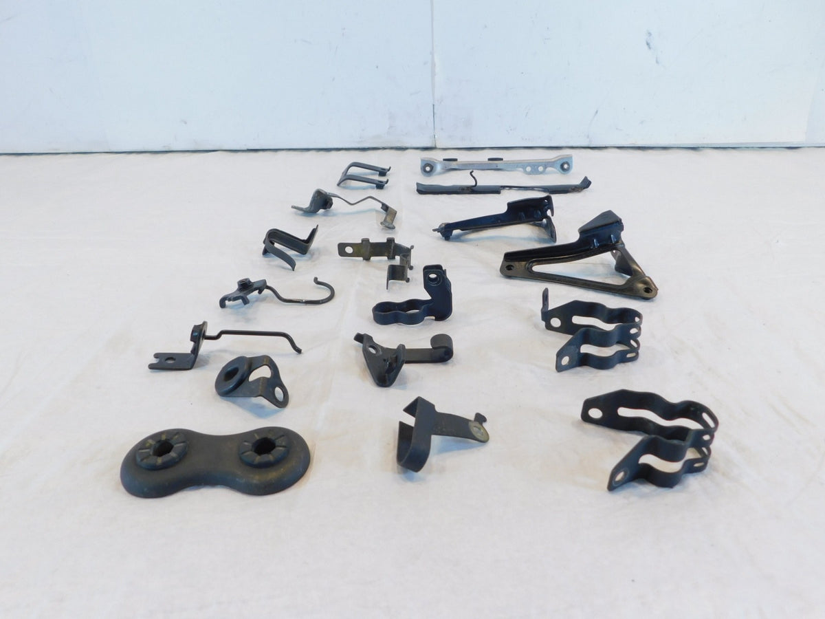2001 01 Honda GL1800 Goldwing 1800 Miscellaneous Brackets Hardware Parts Box Lot - C3 Cycle