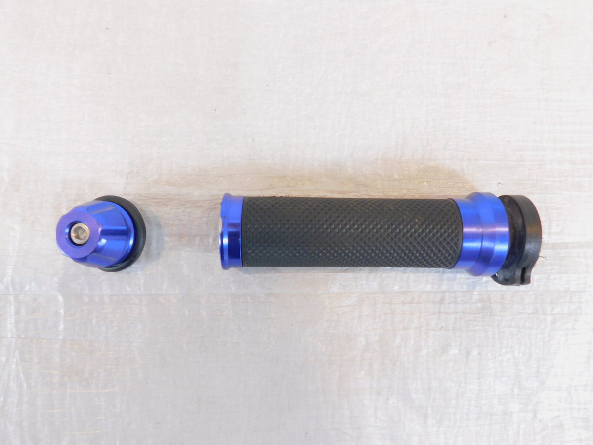 2000-2005 Kawasaki ZR-750 ZR-7S Right Side Handlebar Acceleration Throttle Grip - C3 Cycle