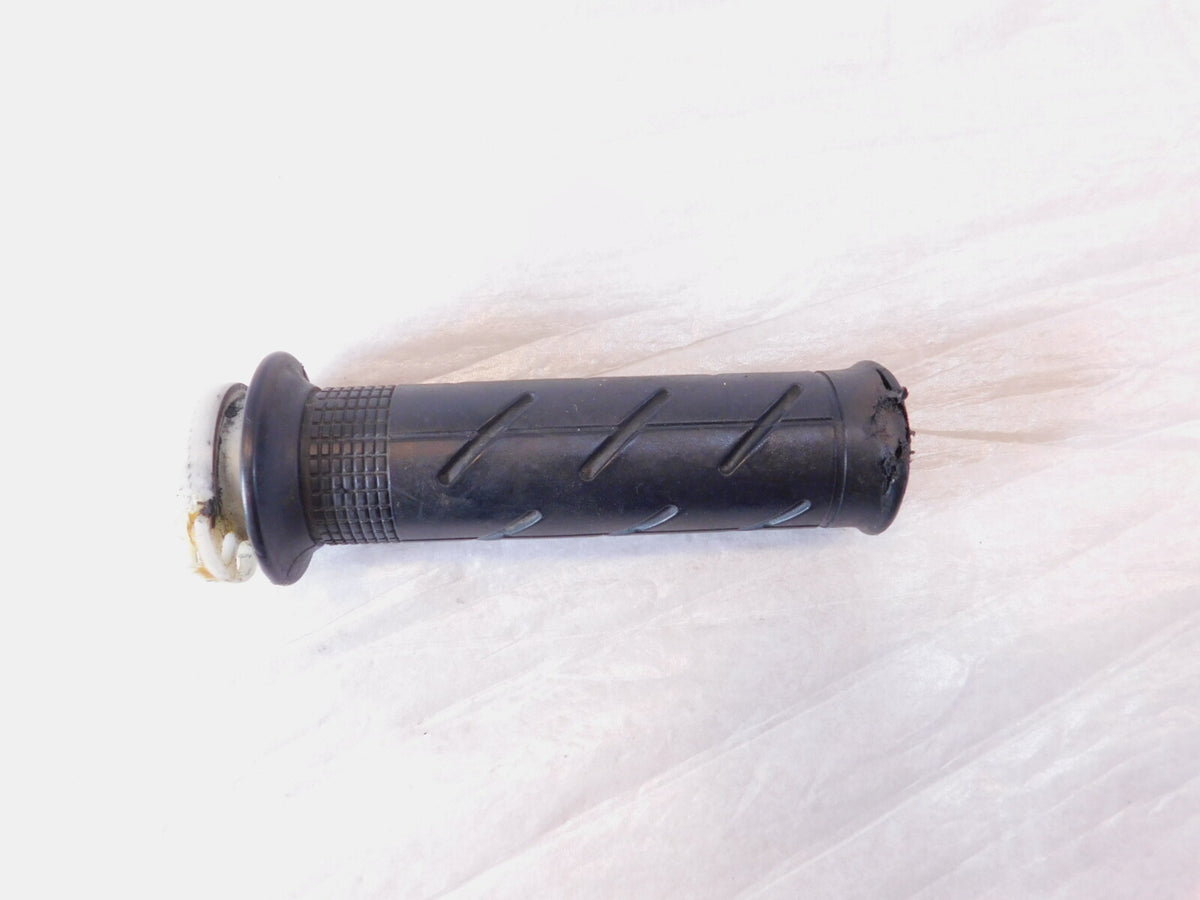 Honda CB650 CBR650 CTX700 & NC700X NC750X Front Right Handlebar Throttle Grip - C3 Cycle