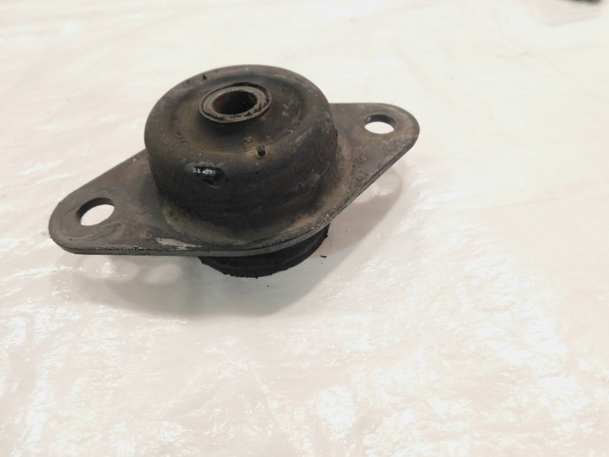 Harley EVO & Twin Cam Touring Electra Glide Rubber Front Engine Motor Mount