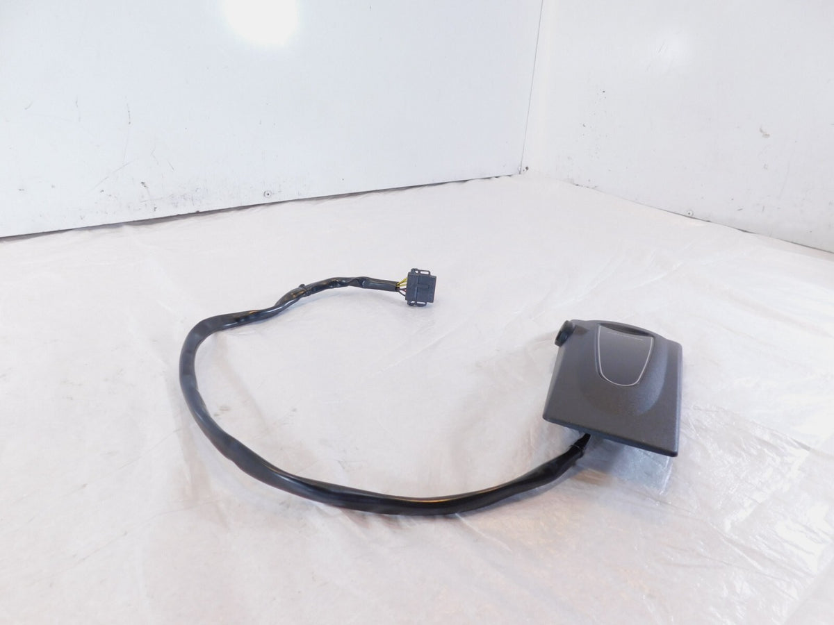 Harley Touring Electra Glide Ultra CB Radio Intercom Fuel Gas Tank Console