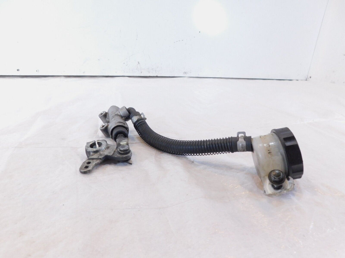 96-04 Kawasaki Vulcan VN1600 & VN1500 Classic Rear Brake Master Cylinder & Link - C3 Cycle