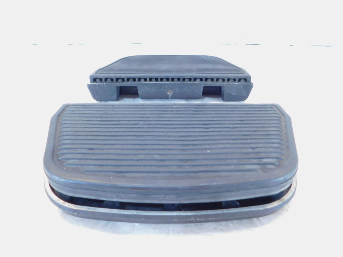 Harley Davidson Road King Electra Glide Left Right Passenger Footrest Footboards - C3 Cycle