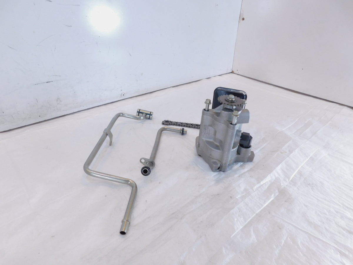 Victory Hammer Kingpin Jackpot & Vegas Engine Motor Oil Pump Lines w/ Chain