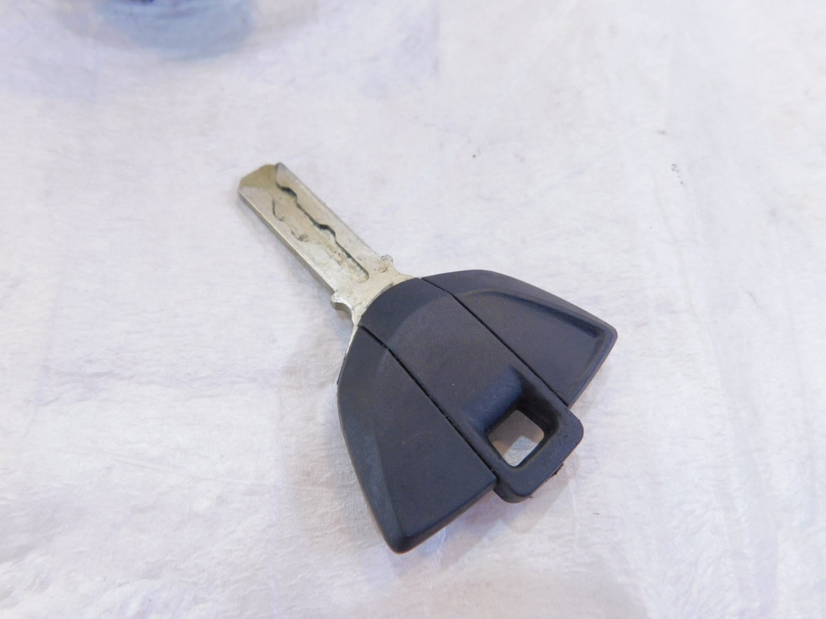 BMW S1000R & S1000RR Gas Petrol Fuel Tank Ignition Switch Lockset w/ Key - C3 Cycle