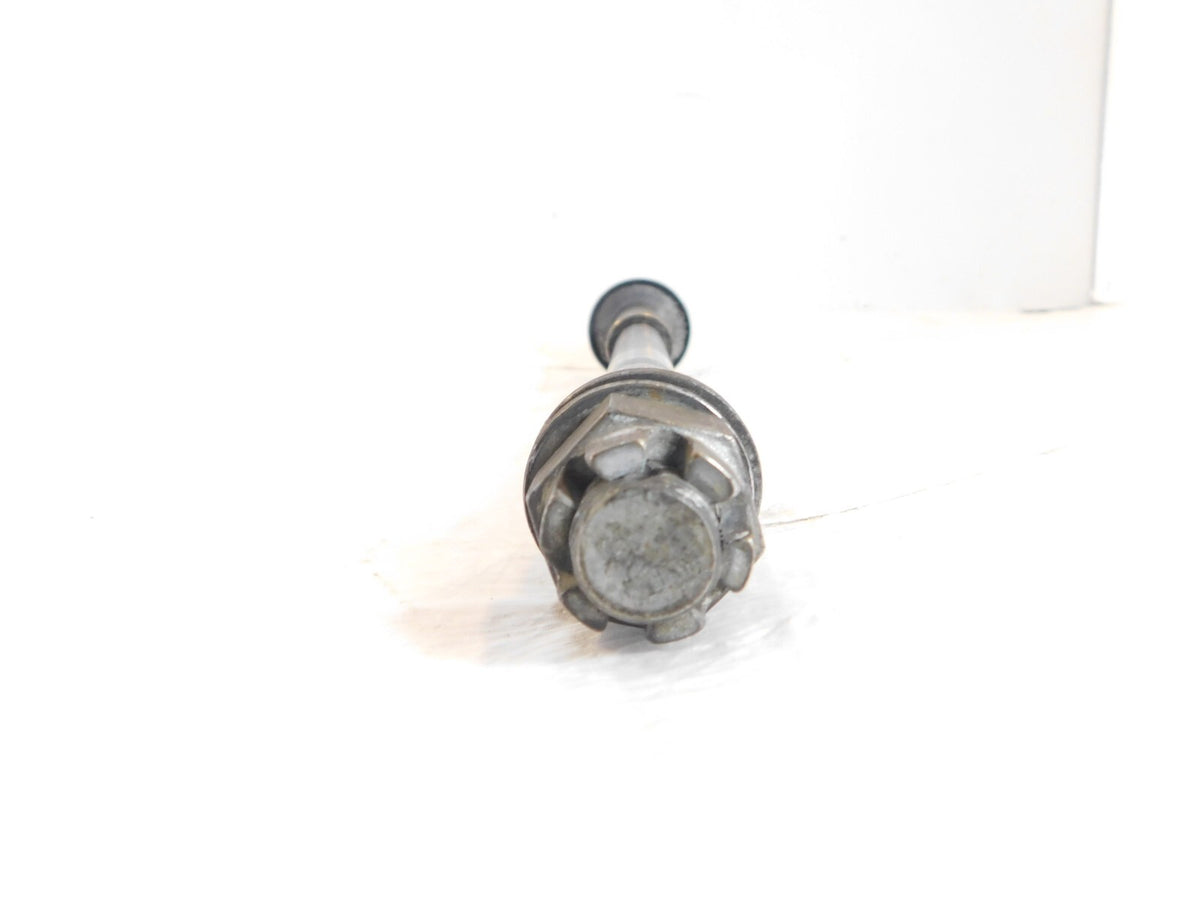 Kawasaki Vulcan 88 VN1500 & Voyager XII ZG1200 & Concours ZG1000 Rear Wheel Axle