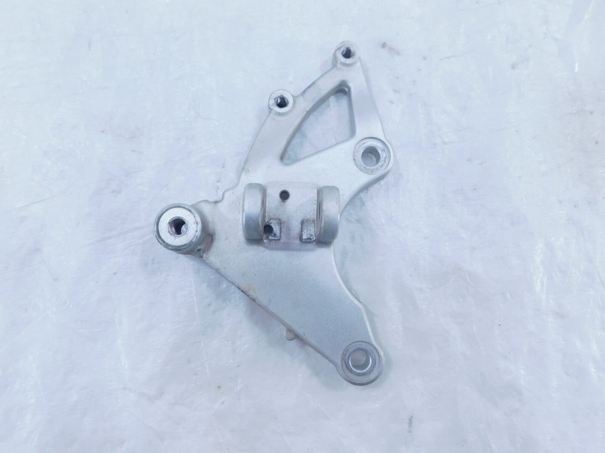 2005-2010 BMW R1200R R1200ST Front Right Footrest Foot Peg Bracket Mount Plate - C3 Cycle