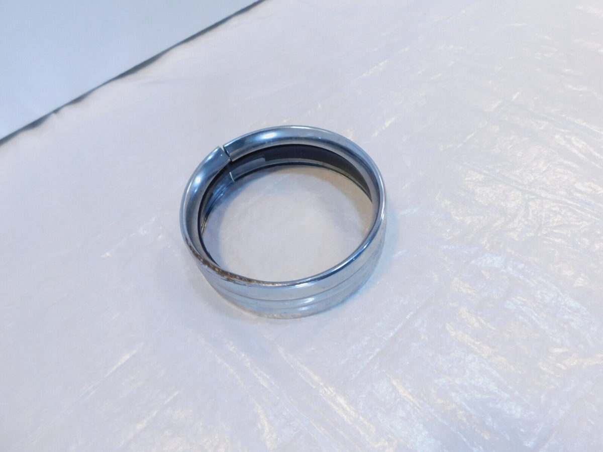 Harley Touring Electra Glide & Softail Passing Fog Light Lamp Chrome Trim Ring