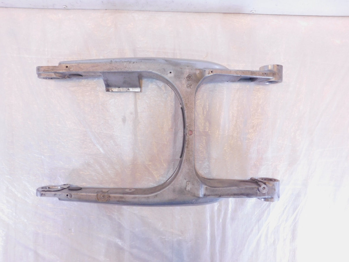 2002 2003 2004 Harley Davidson V-Rod VRSC Vrod Rear Wheel Fork Swingarm Bracket