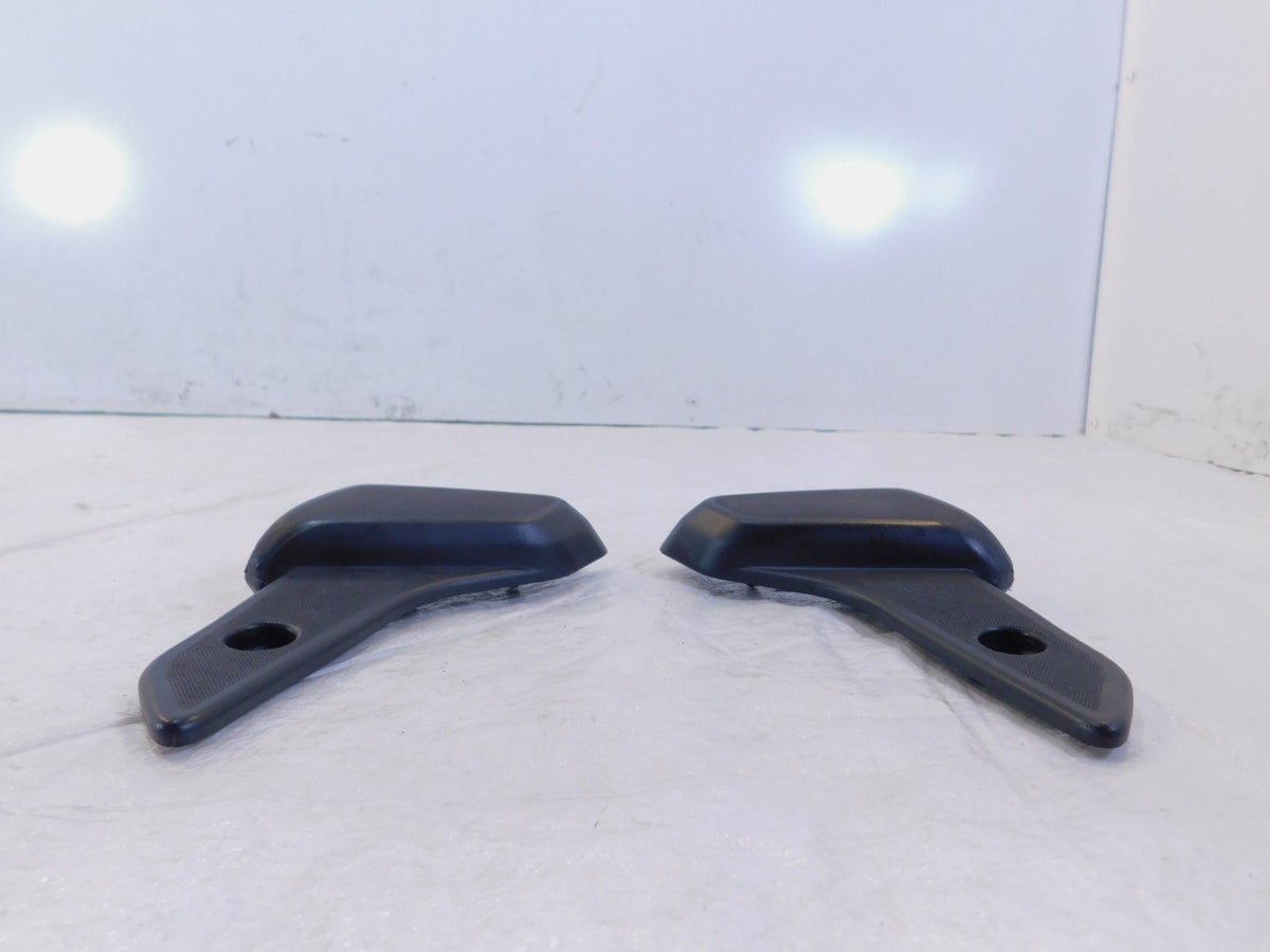 Vespa Primavera Sprint 50 125 150 Pair Rear Footrest Foot Peg Cover Fairings - C3 Cycle