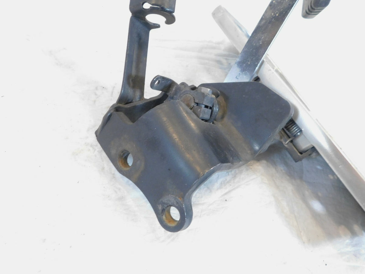 Yamaha V-Star 1300 XVS1300 Front Right Footrest Footboard & Foot Brake Pedal - C3 Cycle