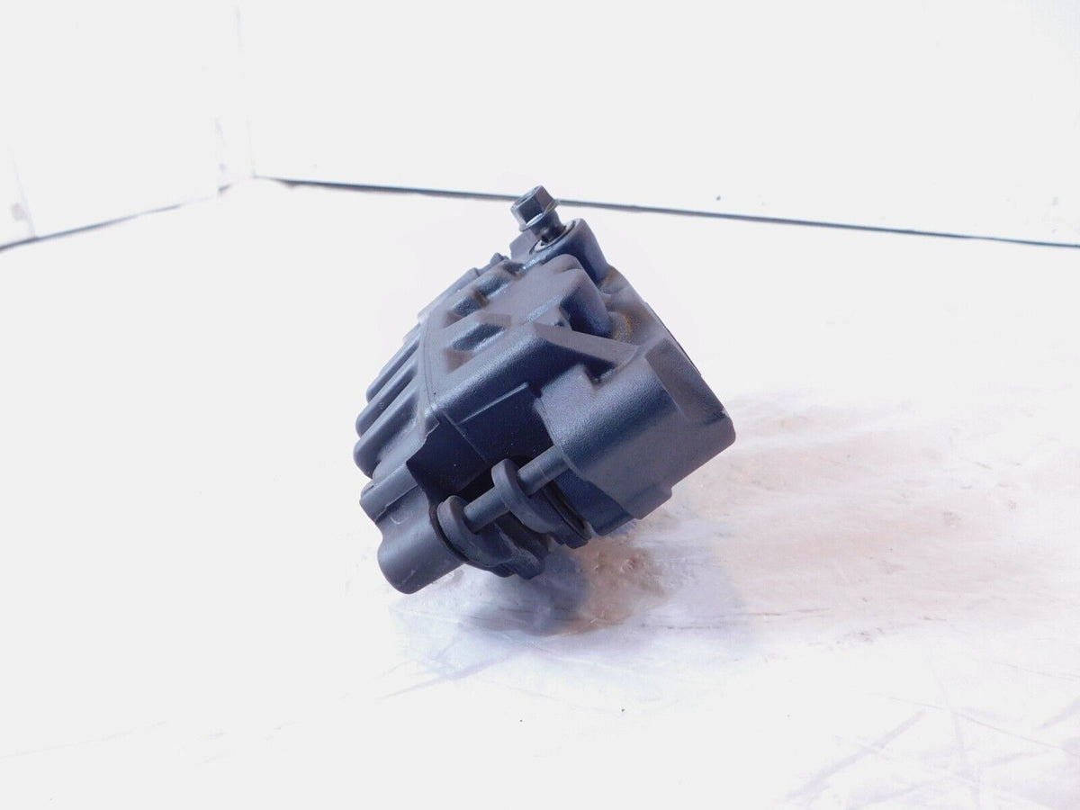 2002-2005 Honda Interceptor 800 VFR800 Front Right Wheel Disc Brake Caliper - C3 Cycle