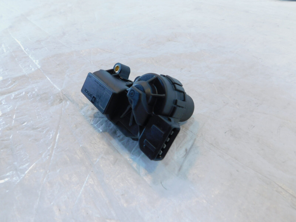 2002-2004 BMW R1200CL R1200 CL Black Throttle Valve System Throttle Actuator