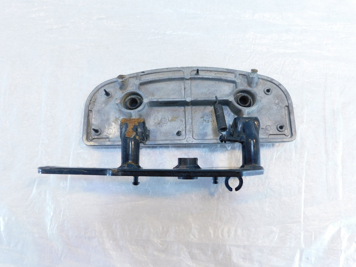 99-04 Kawasaki Vulcan 1500 Right Footrest Footboard Floorboard w/ Mount Bracket - C3 Cycle