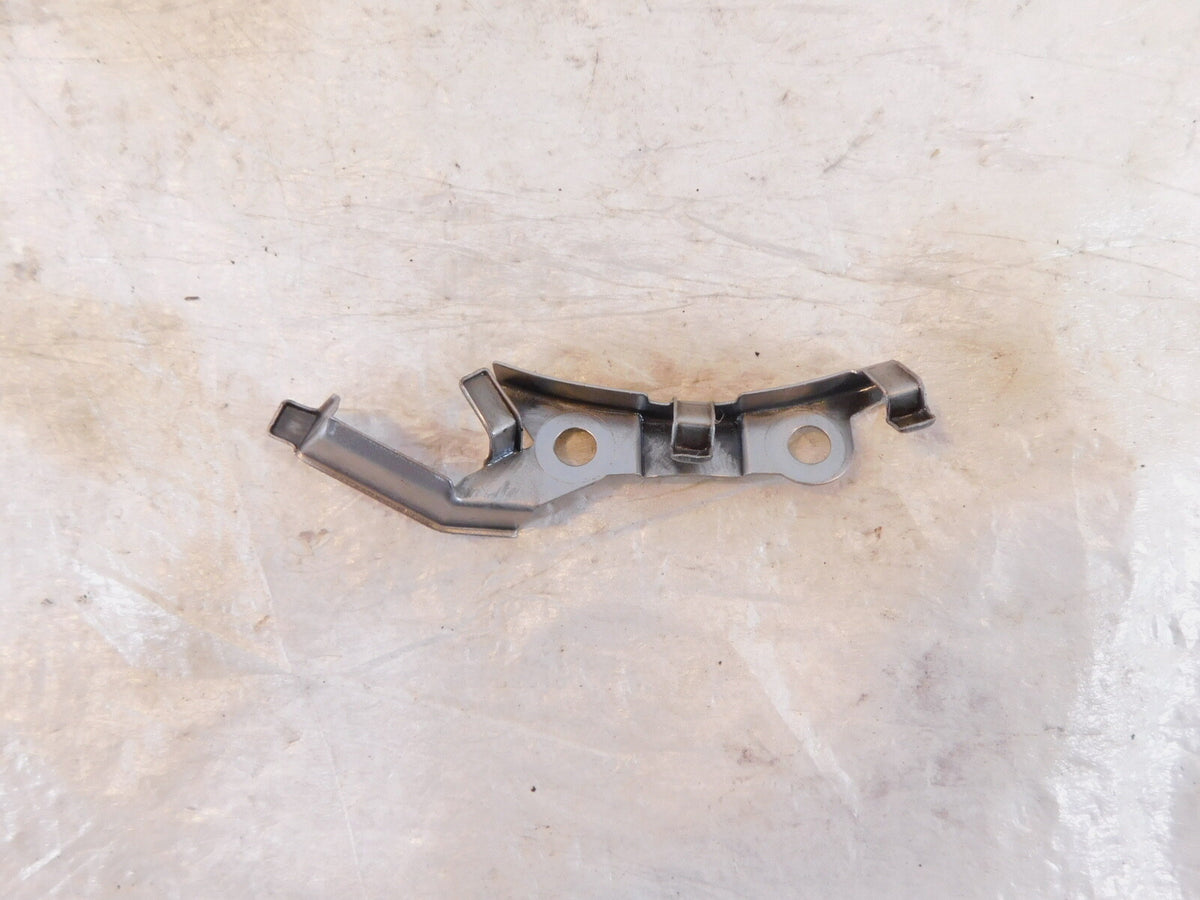 1985-07 Yamaha V-Max VMX12 VMX1200 Silver Right Engine Cover Clamp Mount Bracket - C3 Cycle