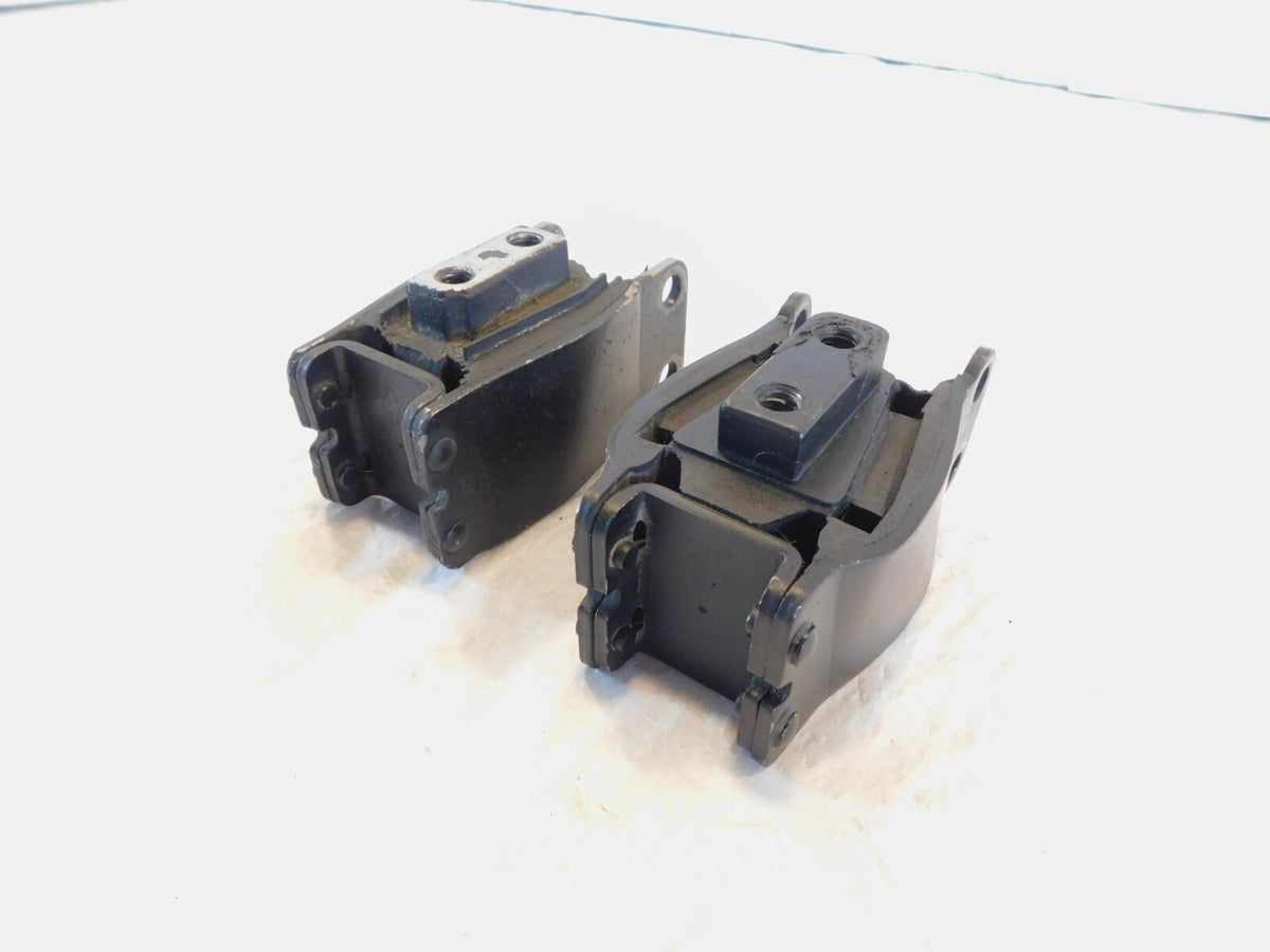 Harley Davidson Dyna Wide Glide & Street & Fat Bob Engine Motor Mount Isolators - C3 Cycle