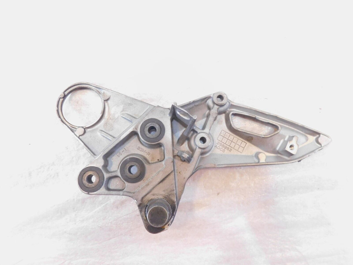 2008 & 2009 Suzuki B-King GSX1300BK Busa King Front Right Foot Rest Peg Bracket - C3 Cycle