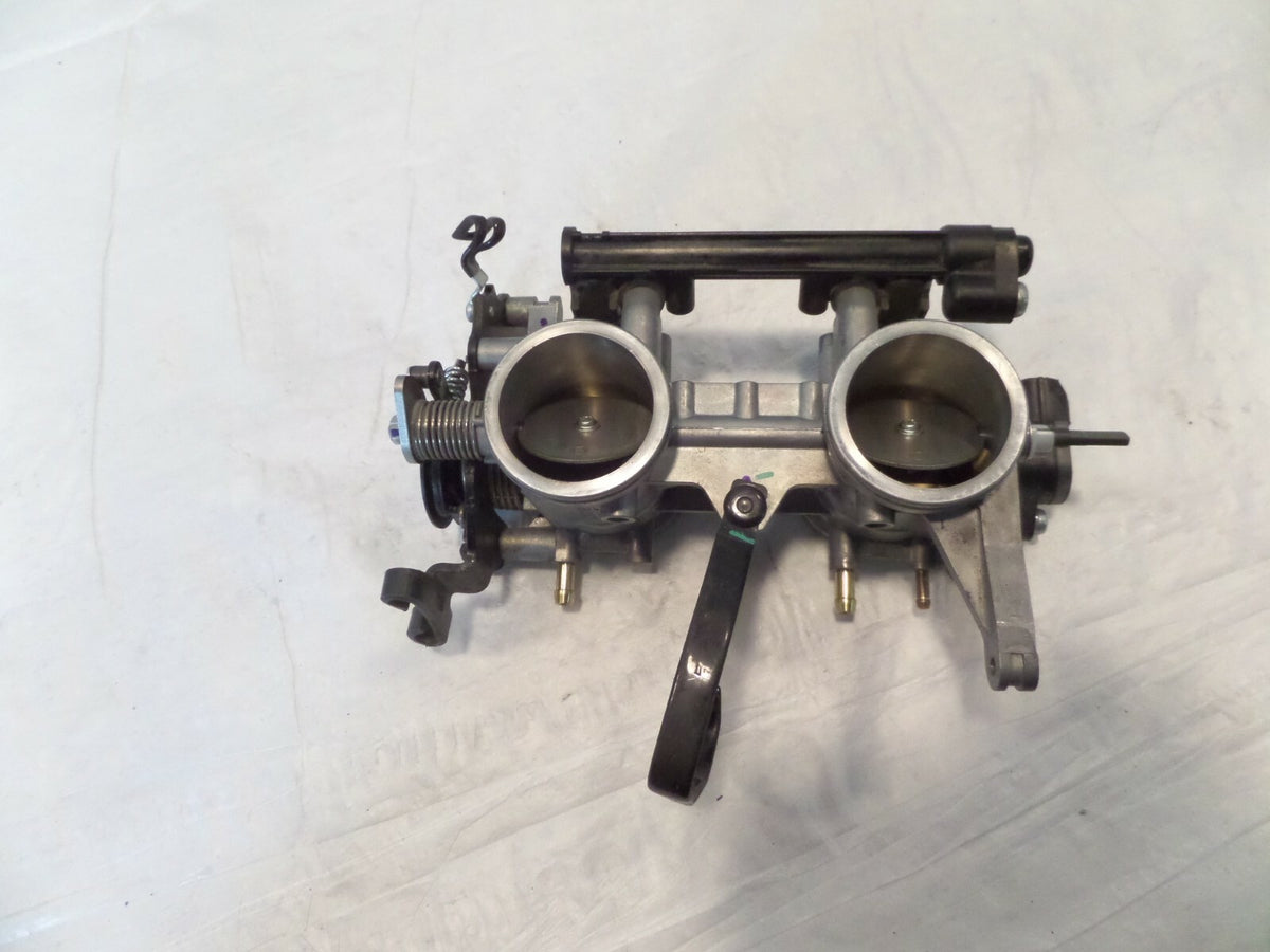 Kawasaki Versys 650 Vulcans S Throttle Body Air Intake Manifold Rack & Injectors