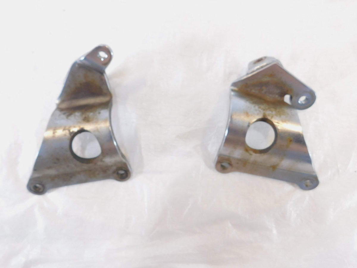 94-03 Honda Magna VF750 VF750C Front Left/Right Footpeg Footrest Mount Brackets - C3 Cycle
