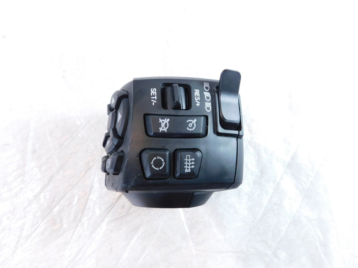 Harley Sportster S 1250 RH1250 Nightster 975 Left Handlebar Grip Control Switch - C3 Cycle