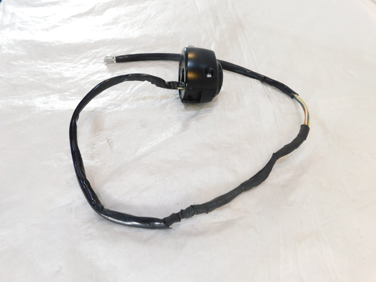 Harley Davidson Softail Dyna Sportster Left Handlebar Horn Turn Signal Switches - C3 Cycle