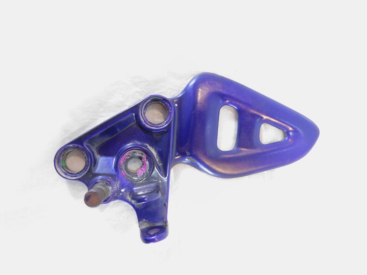 1999-2007 Suzuki GSX1300R Hayabusa Front Left Footpeg Footrest Mount Bracket - C3 Cycle