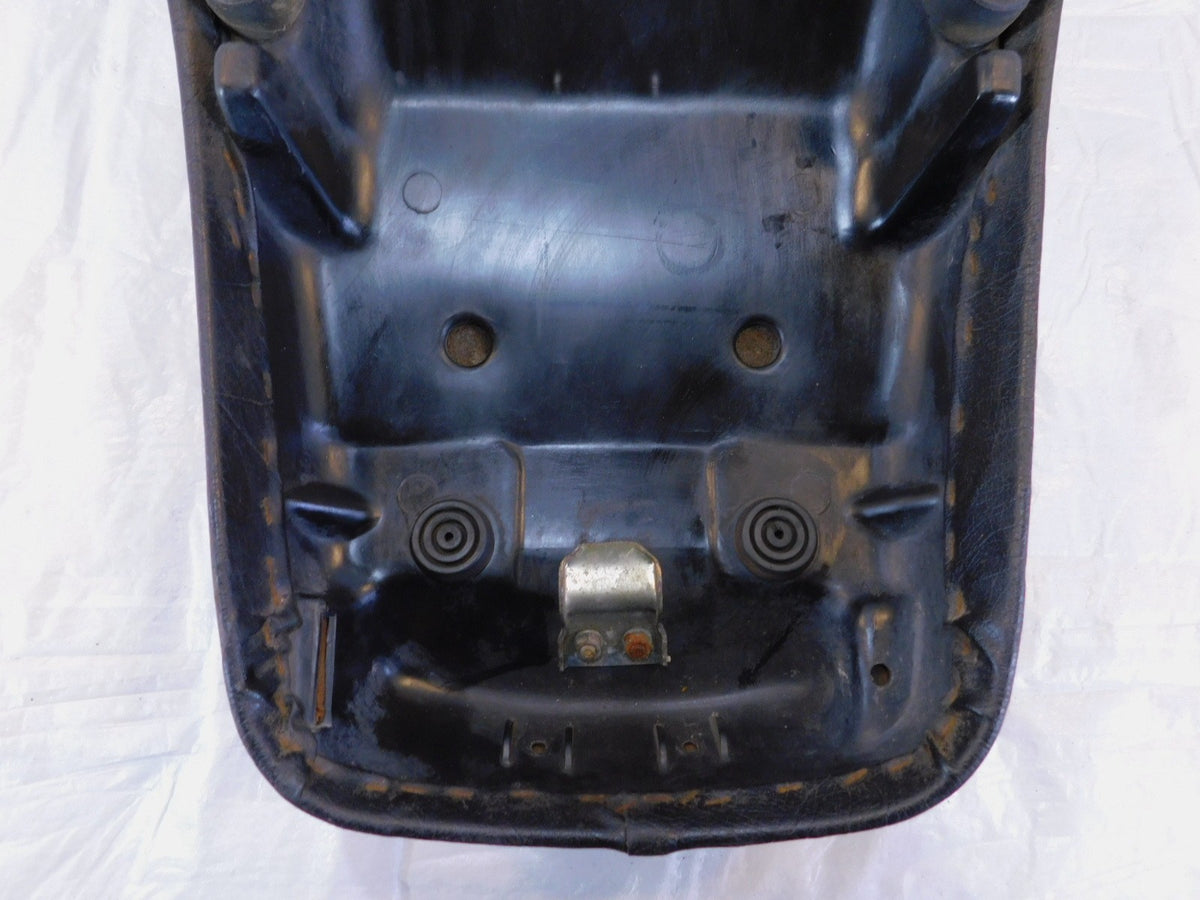 Yamaha Virago 750 XV750 Black One Piece Driver & Passenger Dual Saddle Seat