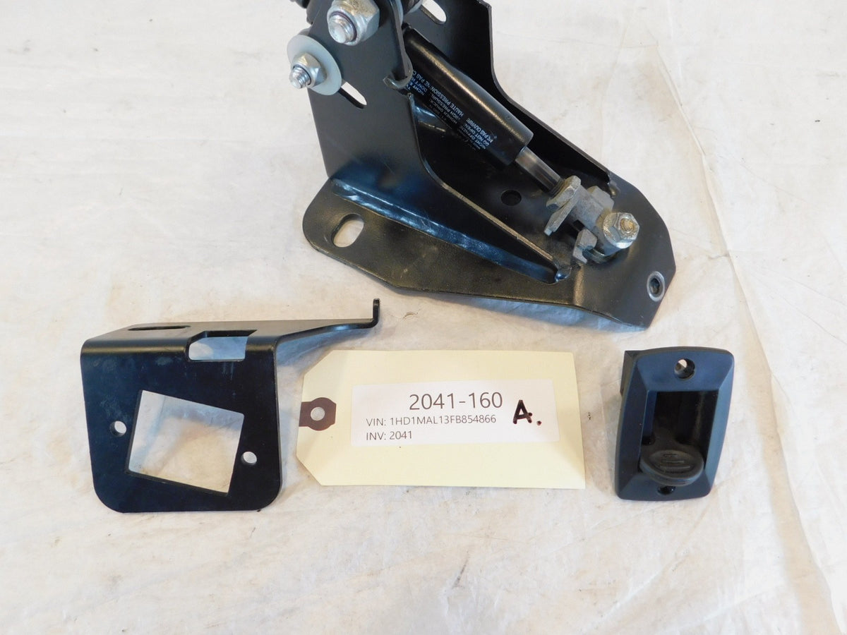 Harley Davidson Road King Electra Glide Rider Front Seat Backrest & Brackets - C3 Cycle