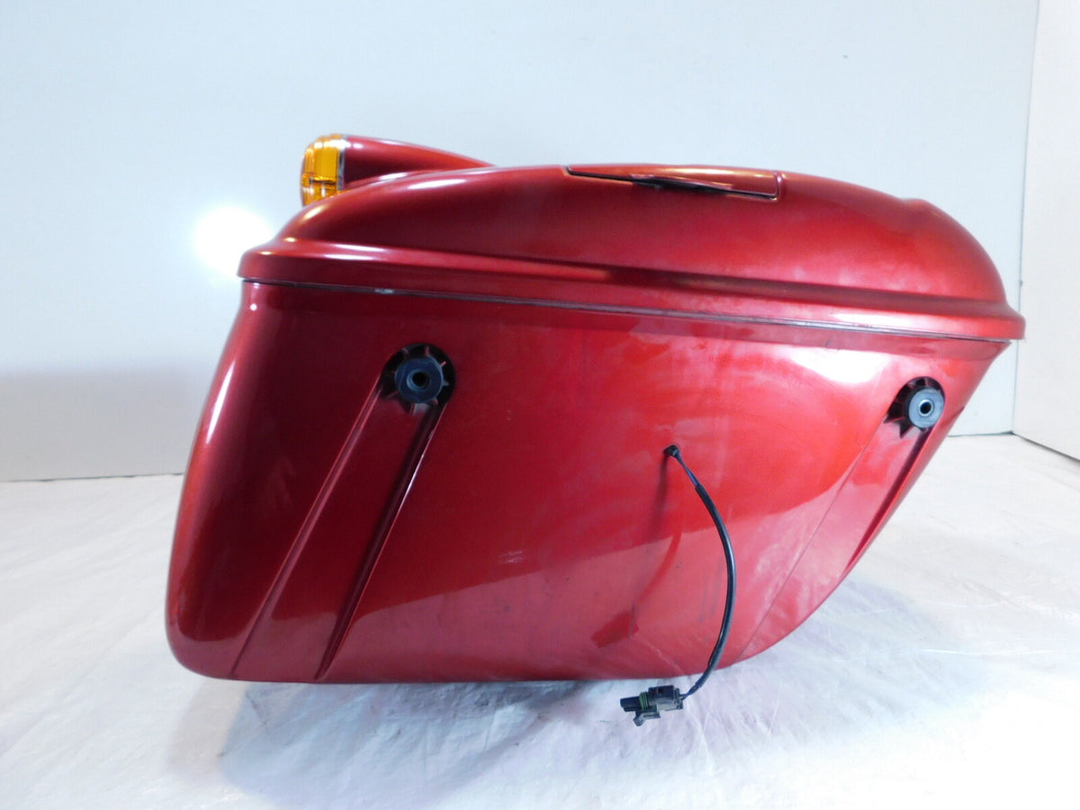 2002-2006 Victory V92 Deluxe & Touring Cruiser Left Saddlebag Side Luggage Bag - C3 Cycle