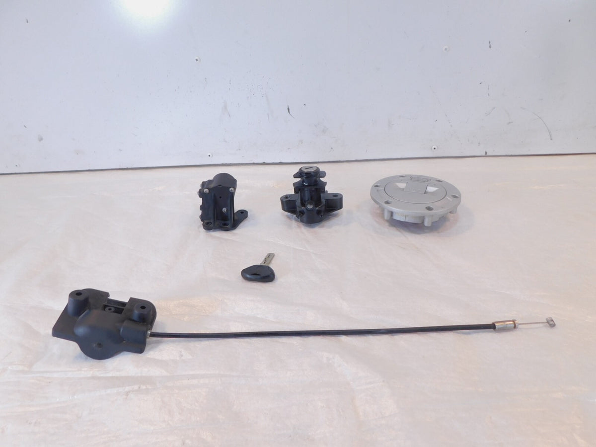 2005-2013 BMW R900RT R1200RT Ignition Switch Fuel Gas Tank Cap Seat Lock Key Set - C3 Cycle