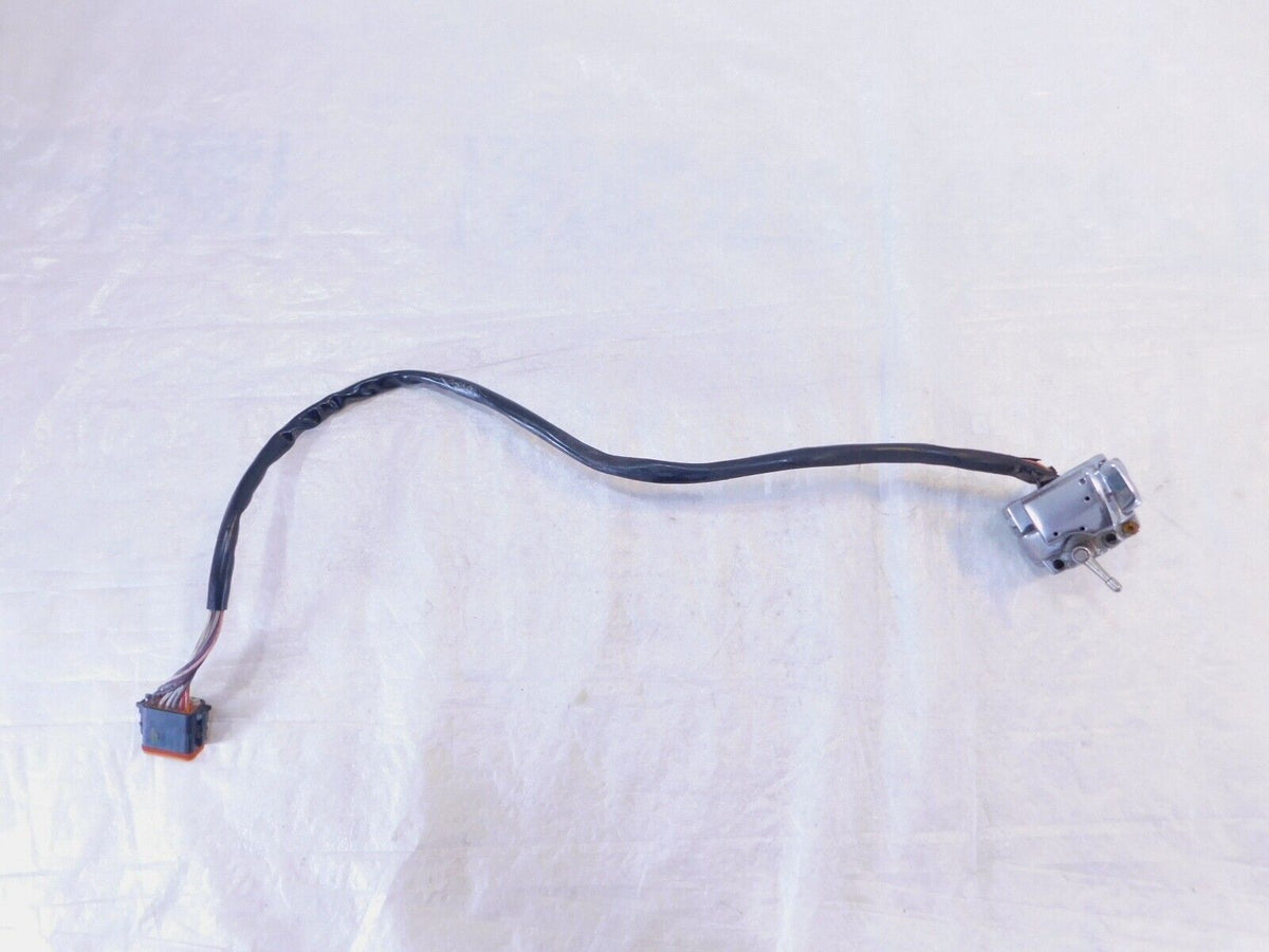 Harley Electra Glide Right Handlebar Engine Stop Start Kill Switches w/ Radio - C3 Cycle