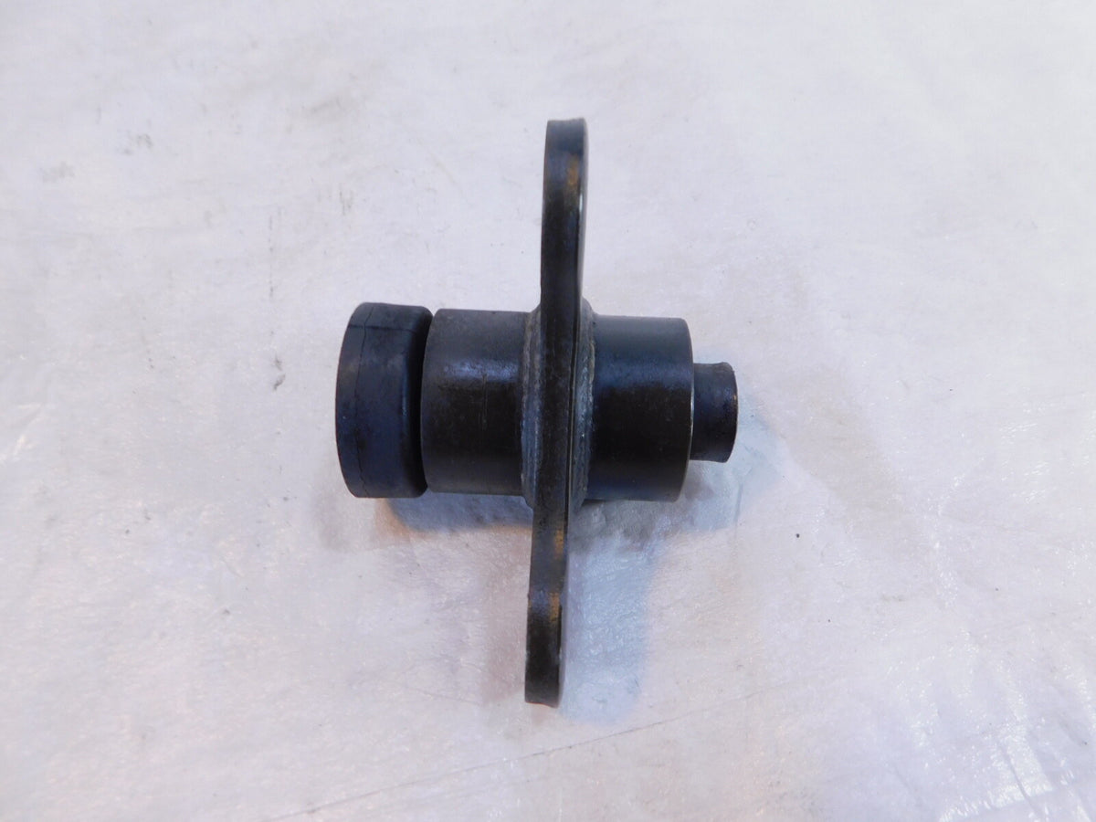 Kawasaki VN1500 Vulcan 1500 1600 Classic Rear Right Motor Engine Mount Bracket - C3 Cycle