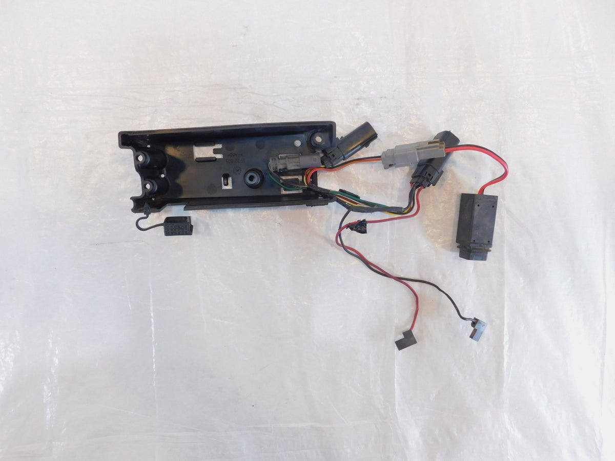 Harley Davidson Softail Fat Bob Boy Low Rider USB Charge Port Support w/ Harness - C3 Cycle