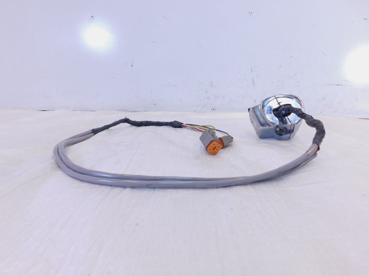 Harley Davidson Electra Glide Ultra Left Handlebar Speaker Volume & CB Switches - C3 Cycle