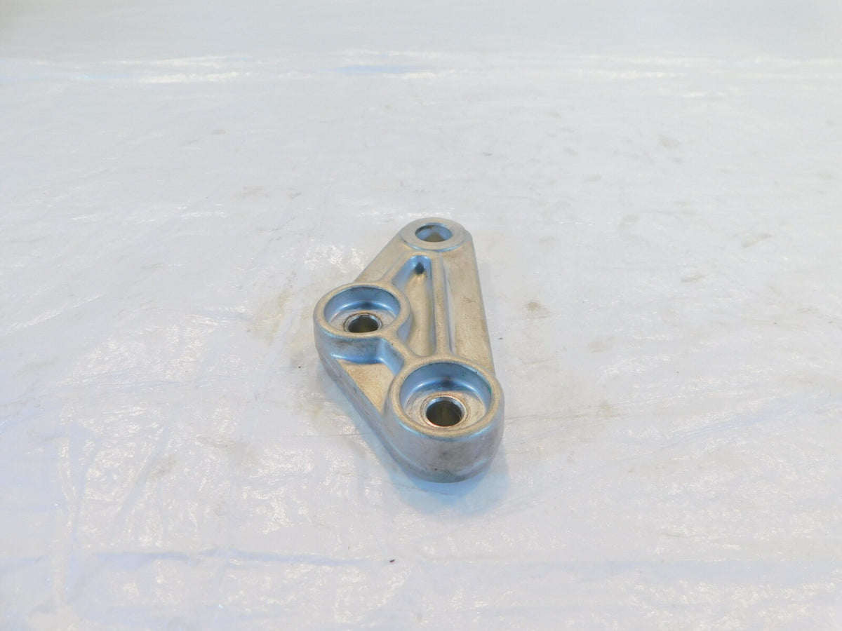 Triumph Daytona 955 955i & Speed Triple 1050 Cylinder Head Engine Motor Mount