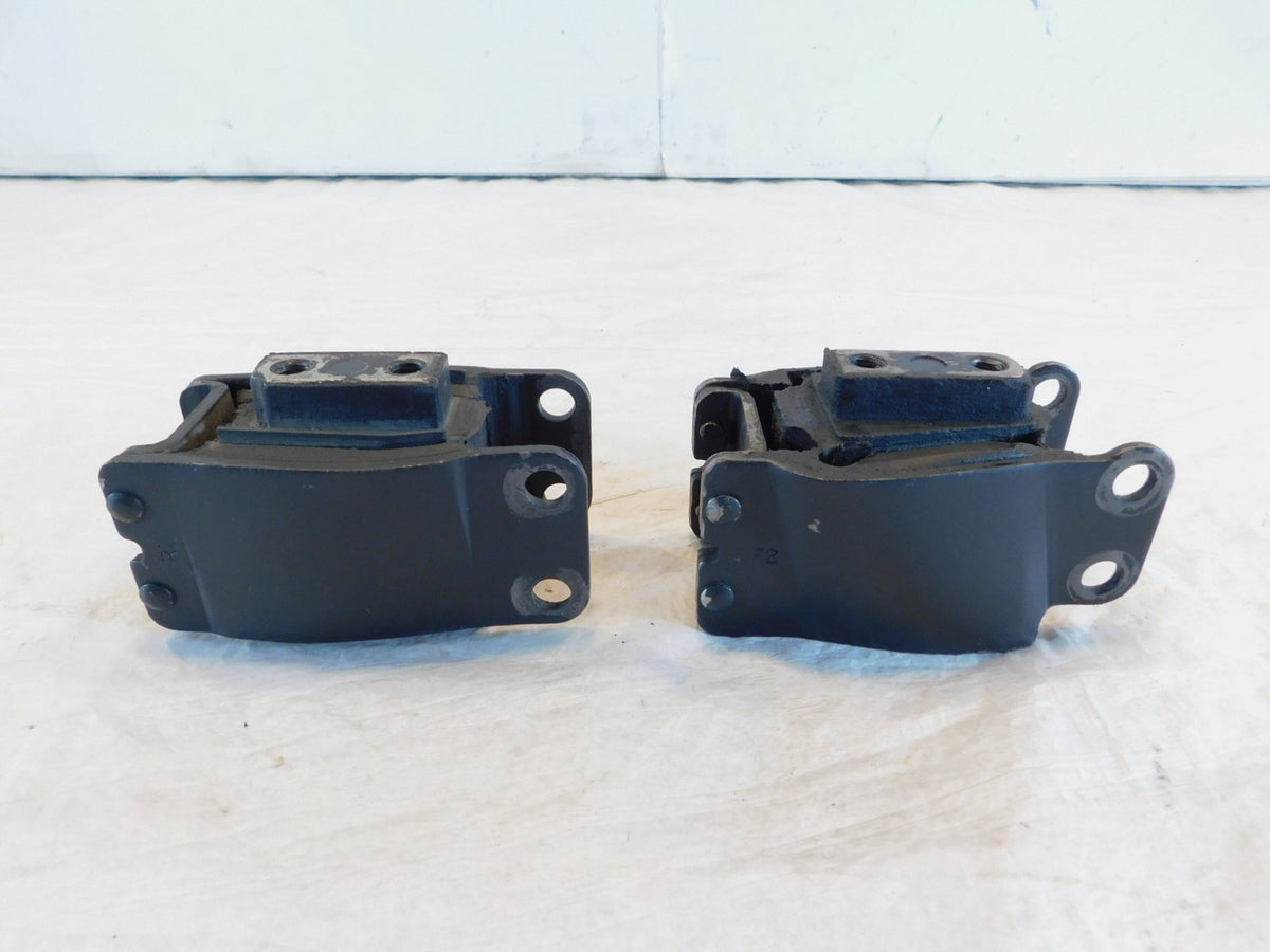 Harley Davidson Dyna Wide Glide & Street & Fat Bob Engine Motor Mount Isolators - C3 Cycle