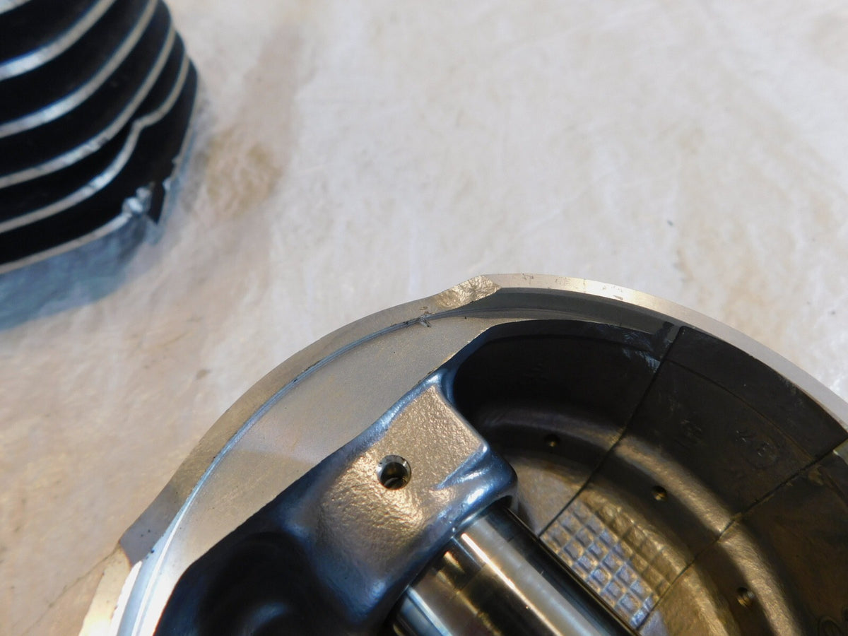 Harley Davidson Touring Dyna & Softail Twin Cam 88 Motor Piston & Black Cylinder - C3 Cycle