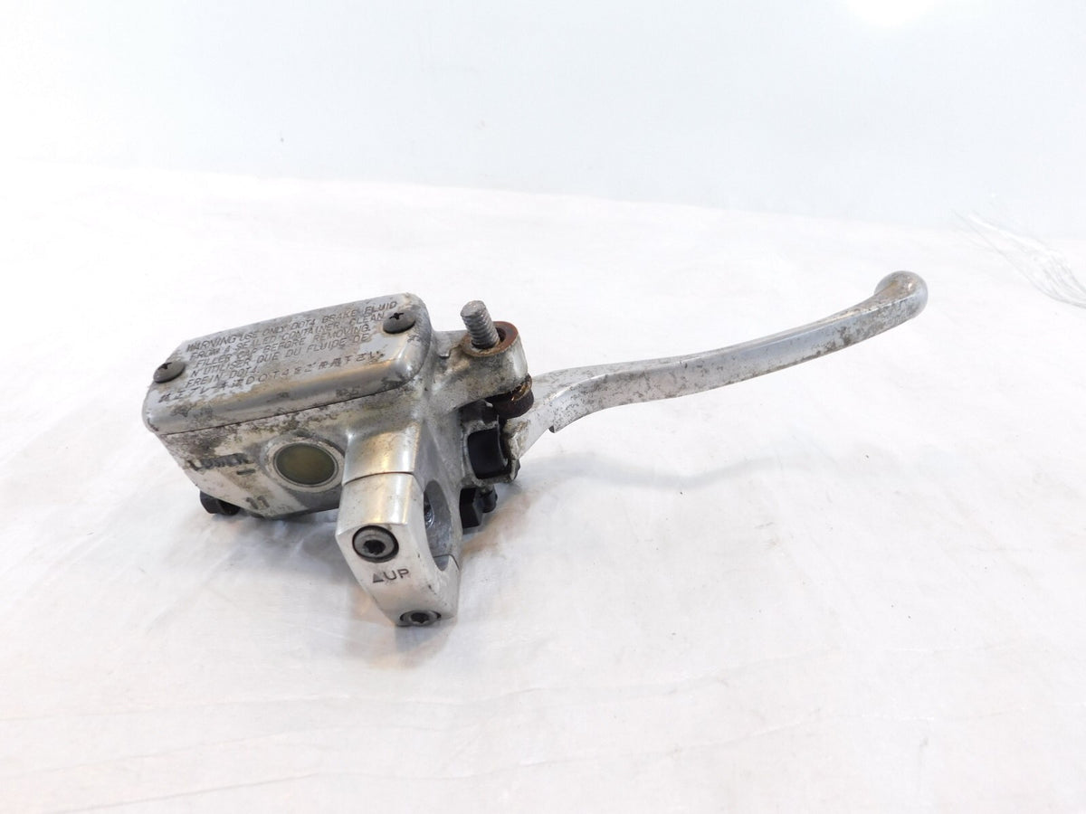 Honda VTX1300C VTX1300R OEM Right Handlebar Front Brake Master Cylinder w/ Lever