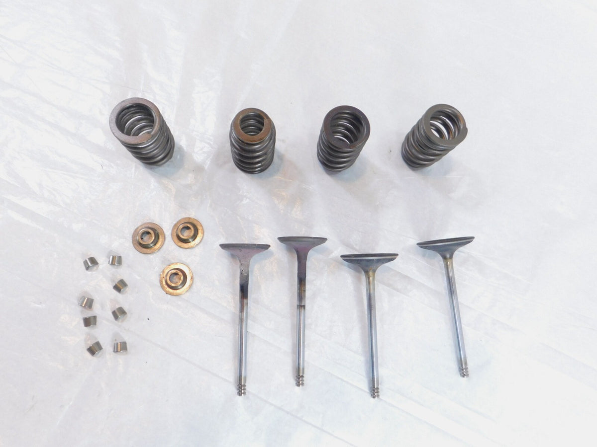 Harley Davidson Street Glide Dyna & Softail Intake & Exhaust Valves & Springs - C3 Cycle