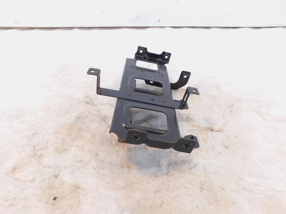 1985-07 Yamaha V-Max 1200 VMX12 VMX1200 Black Center Bridge Plate Mount Bracket - C3 Cycle