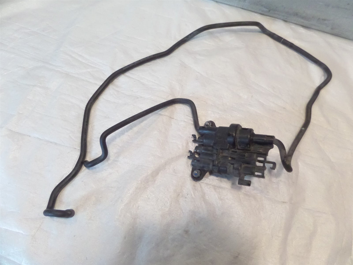 Triumph Trophy SE Tiger Explorer XC Electrical Wiring Harness Crankcase Bracket - C3 Cycle