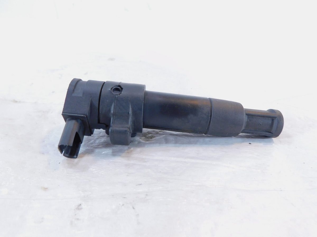 BMW F650CS & F650GS F650 GS Dakar Engine Motor Ignition Coil Spark Plug Cap - C3 Cycle