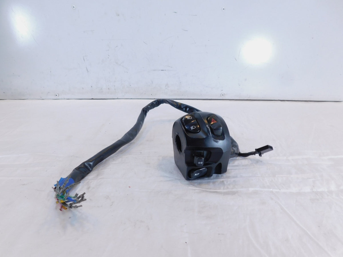 Victory Vision & Cross Country Left Handlebar Horn Turn Signal & Hazard Switches
